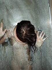 9 pictures - Pamela Aeris Hotel Room Safety