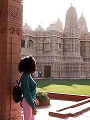 9 pictures - Georgia Ames In Hindu America
