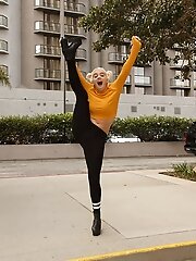 8 pictures - Peach Kennedy Welcome To Bananas