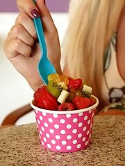 8 pictures - Harley Woodburn Faire Game