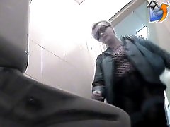 3 movies - Naughty mamas pissing straight onto voyeur camera