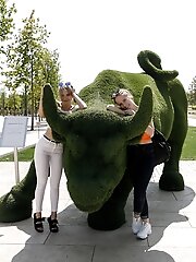 8 pictures - Diana and Victoria in World Cups